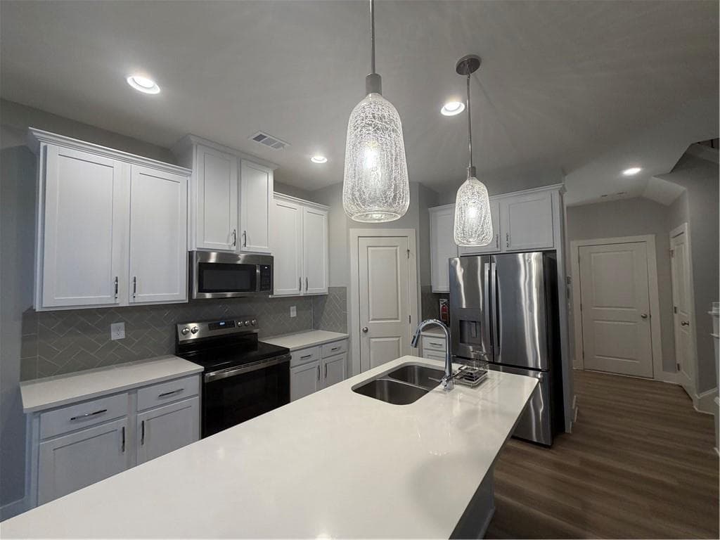 3 bedroom, 3 bathroom, 1,808 sq ft townhouse for rent at 2486 Honey Way, Conyers, GA 30013 for $2,550 a month — photo 7