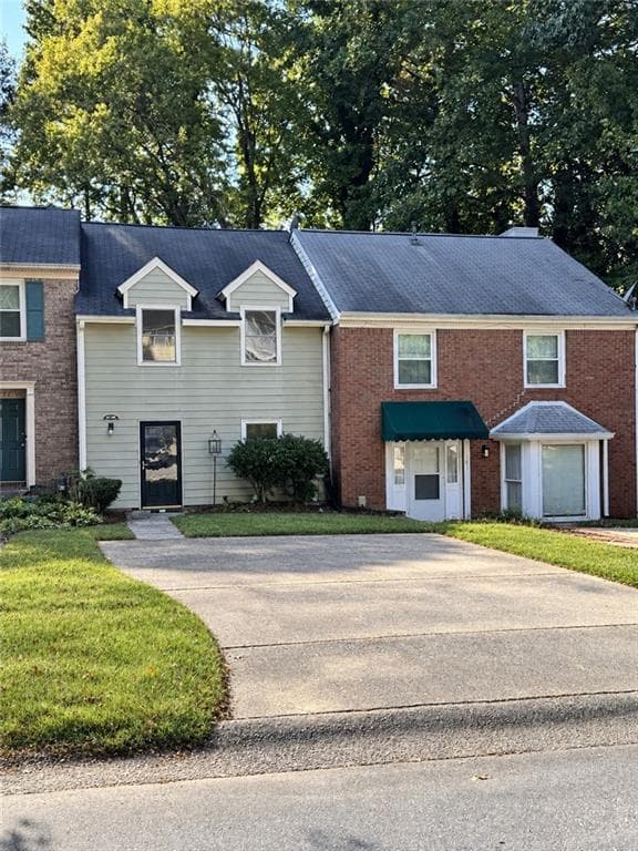 2 bedroom, 2 bathroom, 1,280 sq ft townhouse for sale at 779 Coventry Township Place, Marietta, GA 30062 — photo 2