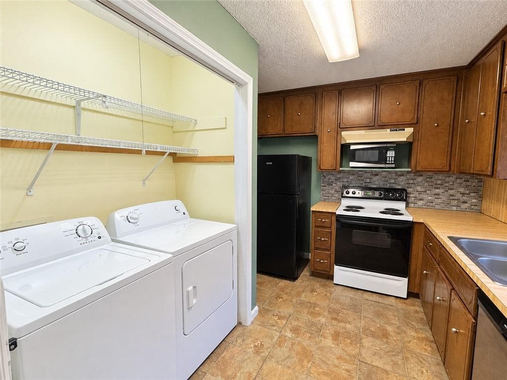 2 bedroom, 2 bathroom, 1,280 sq ft townhouse for sale at 779 Coventry Township Place, Marietta, GA 30062 — photo 4