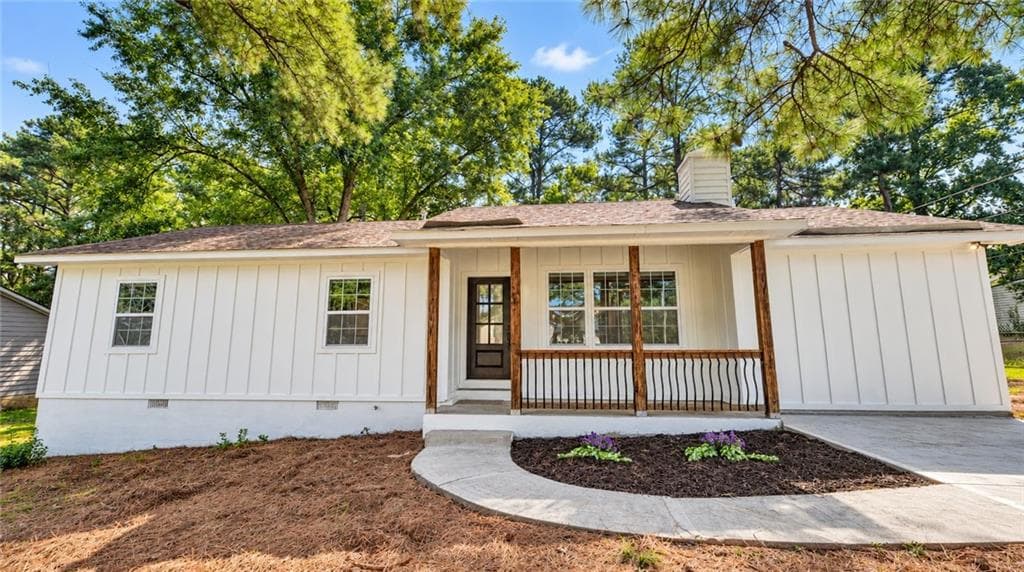 3 bedroom, 2 bathroom, 1,311 sq ft single family residence under contract at 1402 Wethersfield Road, Snellville, GA 30078