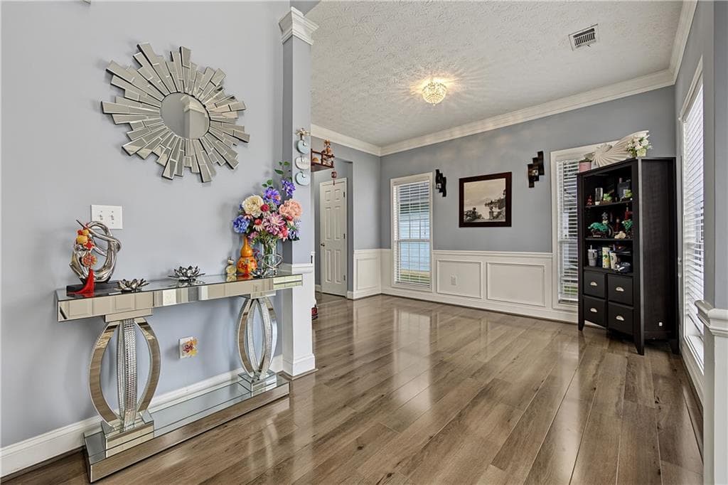 3 bedroom, 3 bathroom, 1,694 sq ft single family residence for sale at 3465 Berwick South Drive, Duluth, GA 30096 — photo 2