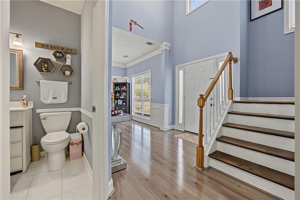 3 bedroom, 3 bathroom, 1,694 sq ft single family residence for sale at 3465 Berwick South Drive, Duluth, GA 30096 — photo 4