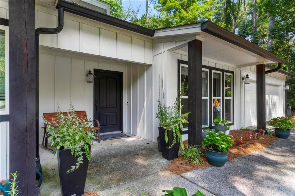 3 bedroom, 2 bathroom, 1,827 sq ft single family residence for rent at 2985 Christophers Court, Marietta, GA 30062 for $3,000 a month