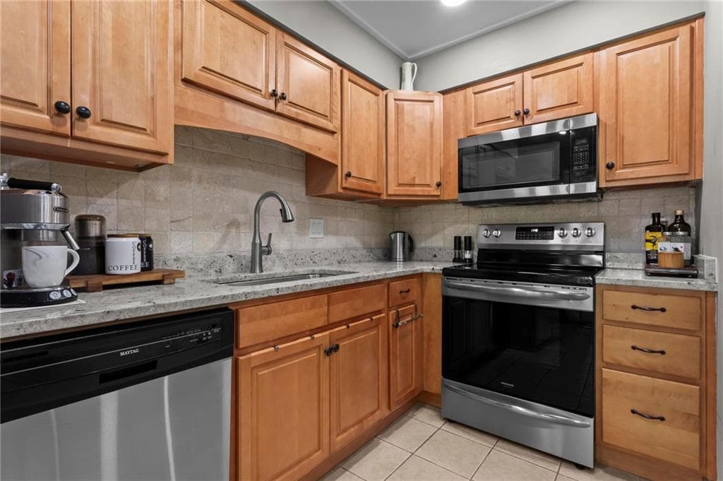 3 bedroom, 2 bathroom, 1,827 sq ft single family residence for rent at 2985 Christophers Court, Marietta, GA 30062 for $3,000 a month — photo 10