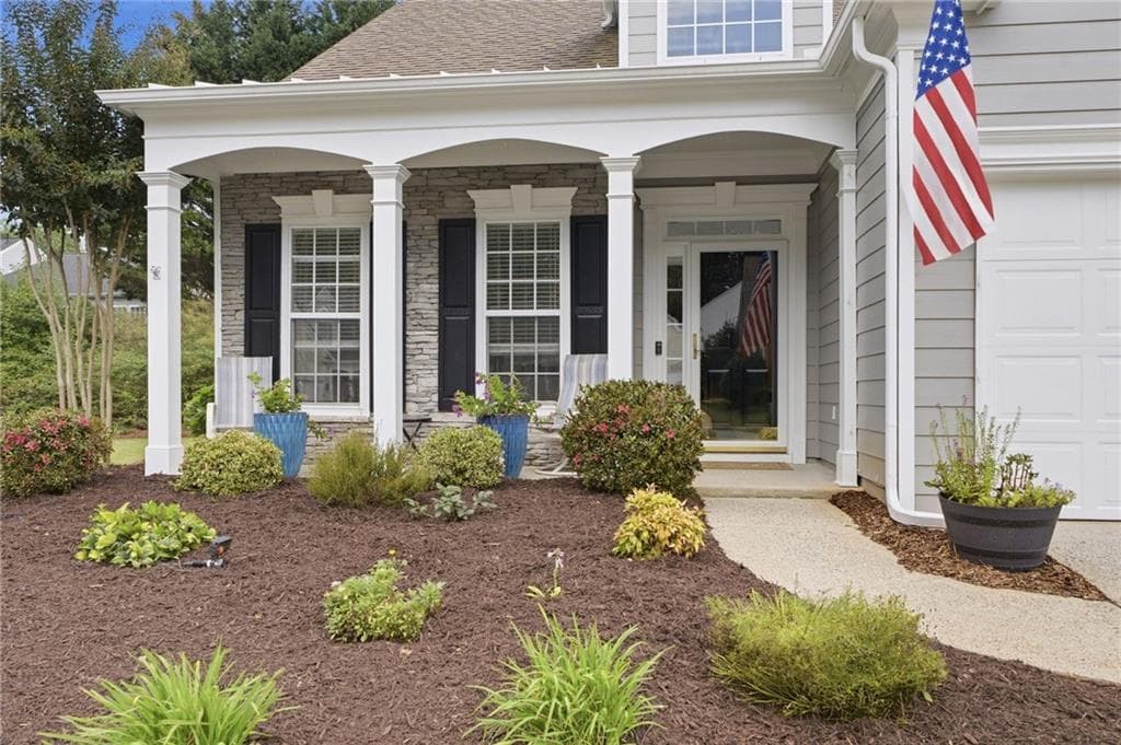 3 bedroom, 3 bathroom, 2,208 sq ft single family residence for sale at 1550 Seneca Avenue, Cumming, GA 30041 — photo 6