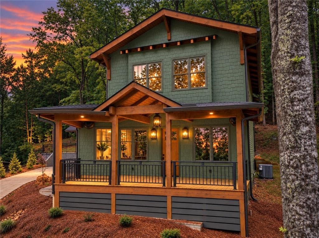 3 bedroom, 3 bathroom, 1,920 sq ft single family residence for sale at 91 Edgewater Drive, Ellijay, GA 30540 — photo 2