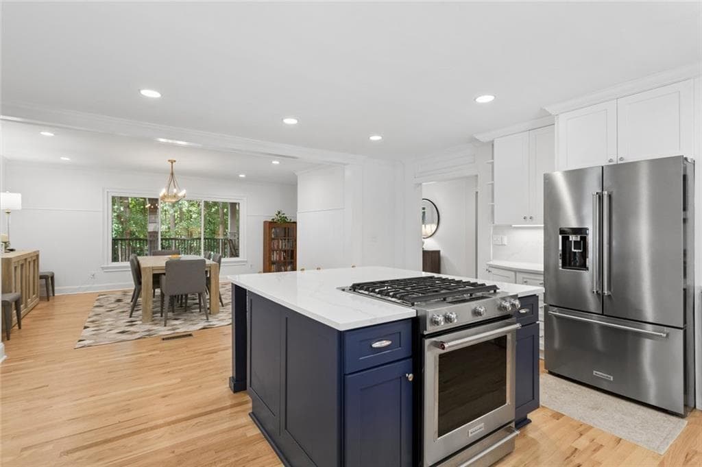 4 bedroom, 4 bathroom, 3,563 sq ft single family residence under contract at 2970 Rockingham Drive, Atlanta, GA 30327 — photo 9