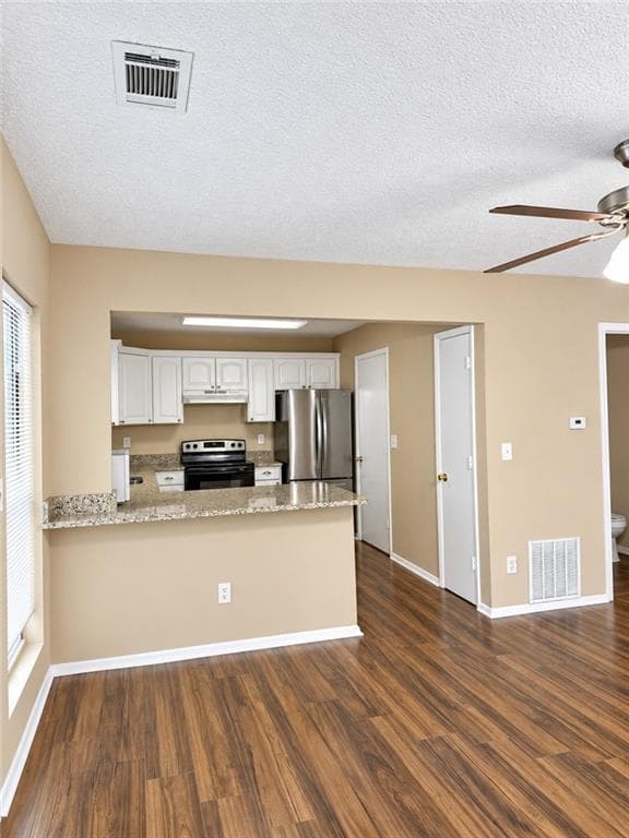3 bedroom, 3 bathroom, 1,528 sq ft single family residence for sale at 821 Hampton Hill Court, Lawrenceville, GA 30044 — photo 7