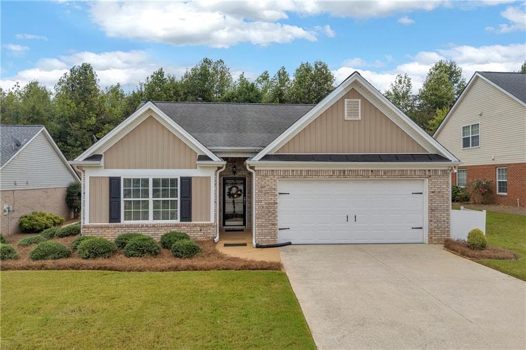 3 bedroom, 2 bathroom, 1,788 sq ft home for sale at 316 Lakeview Bend Circle, Jefferson, GA