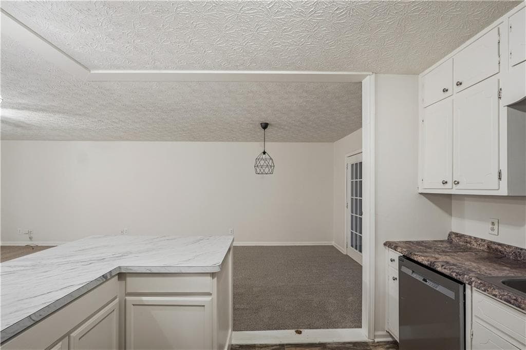 3 bedroom, 2 bathroom, 1,794 sq ft single family residence for sale at 4222 King James Court, Snellville, GA 30039 — photo 9