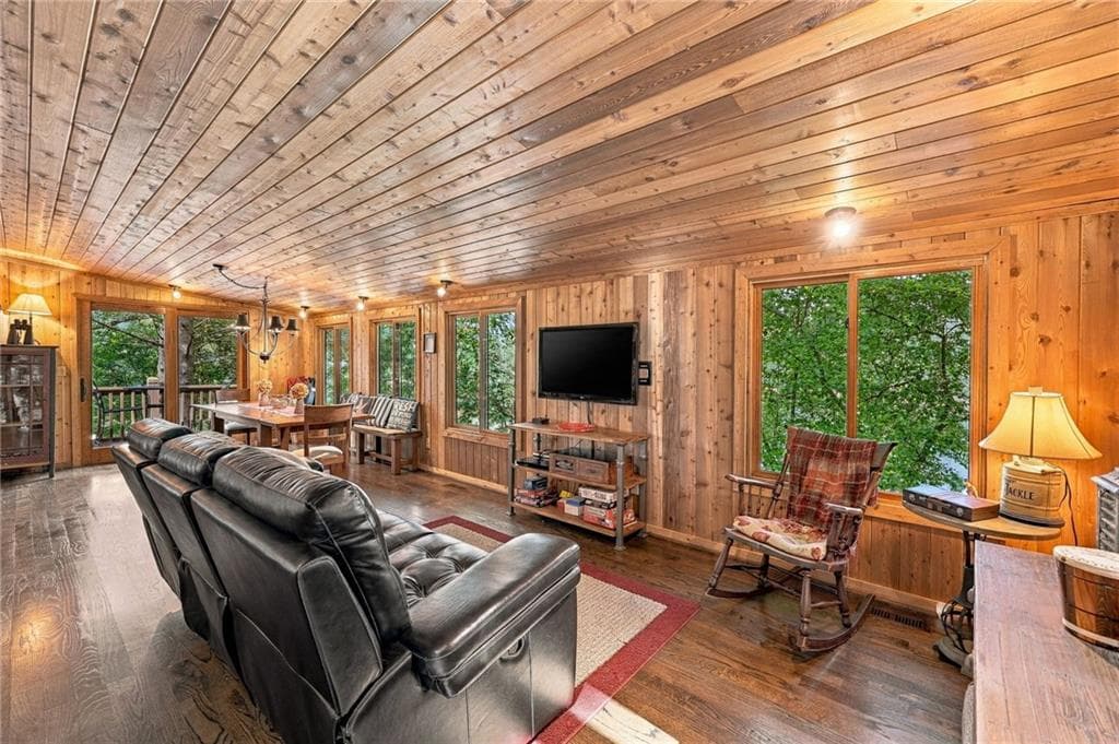 4 bedroom, 3 bathroom single family residence for sale at 319 Chestatee View Drive, Dawsonville, GA 30534 — photo 9