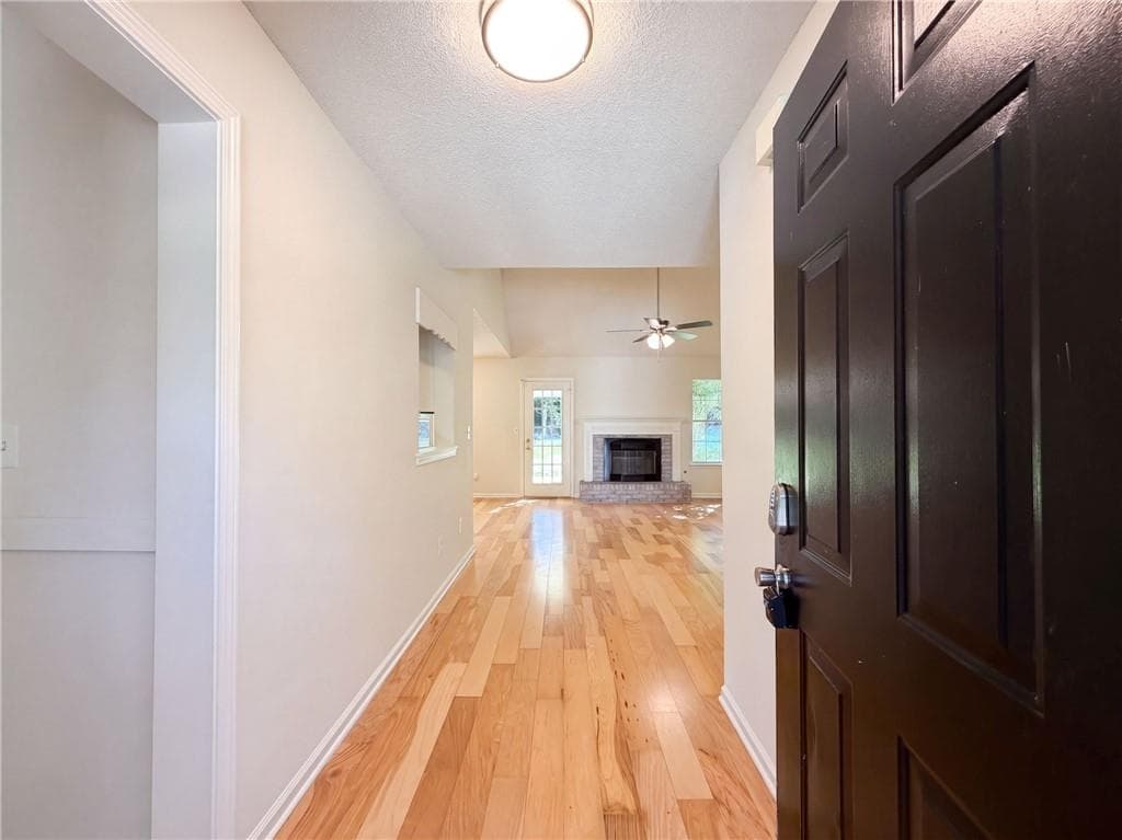 3 bedroom, 2 bathroom, 1,384 sq ft single family residence for sale at 105 Nanci Court, Stockbridge, GA 30281 — photo 6