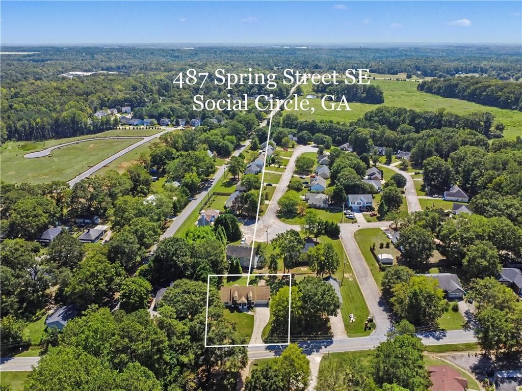 3 bedroom, 2 bathroom, 1,355 sq ft single family residence for sale at 487 Spring Street, Social Circle, GA 30025 — photo 2