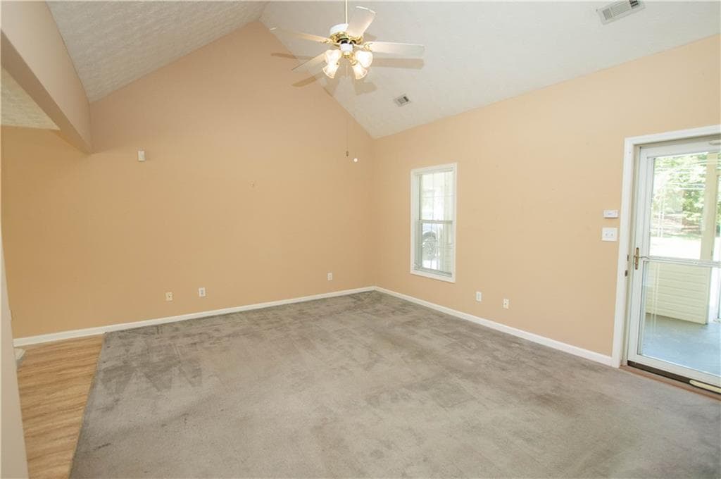 3 bedroom, 2 bathroom, 1,355 sq ft single family residence for sale at 487 Spring Street, Social Circle, GA 30025 — photo 6