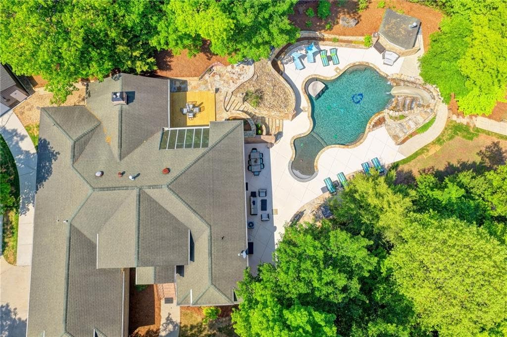 3 bedroom, 4 bathroom, 6,130 sq ft single family residence for sale at 6640 Shady Grove Road, Cumming, GA 30041 — photo 2