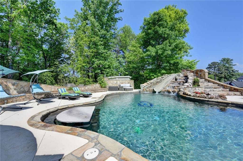 3 bedroom, 4 bathroom, 6,130 sq ft single family residence for sale at 6640 Shady Grove Road, Cumming, GA 30041 — photo 4