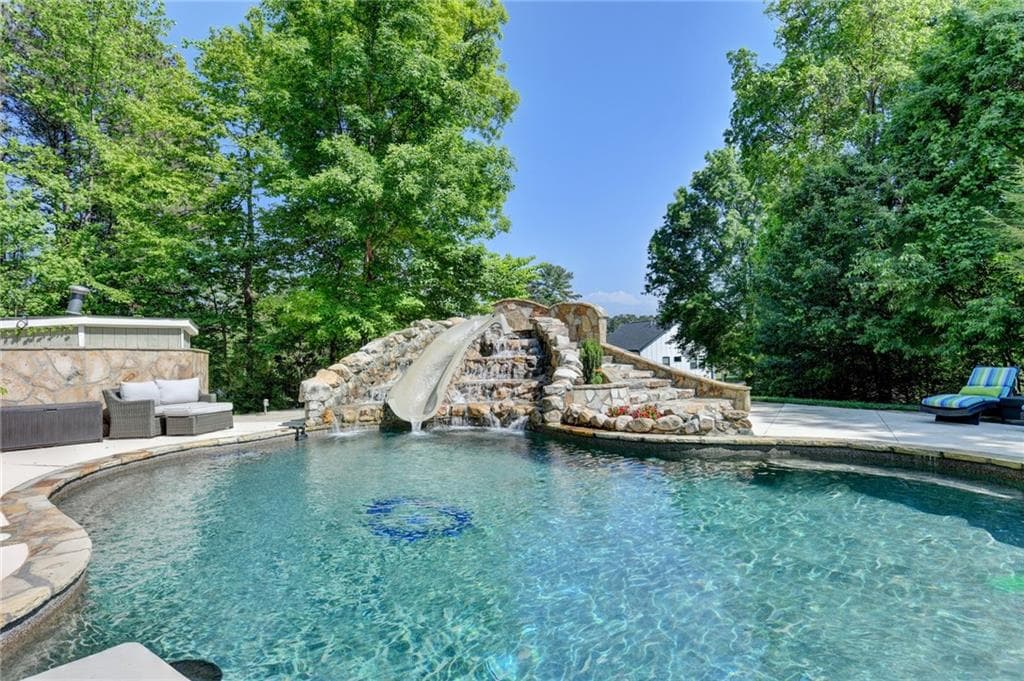 3 bedroom, 4 bathroom, 6,130 sq ft single family residence for sale at 6640 Shady Grove Road, Cumming, GA 30041 — photo 8