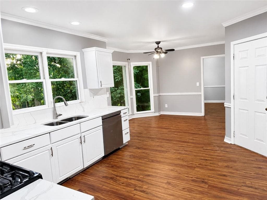 4 bedroom, 4 bathroom, 3,576 sq ft single family residence for rent at 3760 Peachbluff Court, Duluth, GA 30097 for $2,995 a month — photo 5