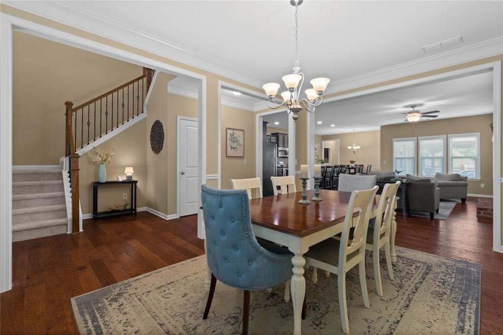 4 bedroom, 3 bathroom, 2,467 sq ft single family residence under contract at 134 Harmony Lake Drive, Canton, GA 30115 — photo 7
