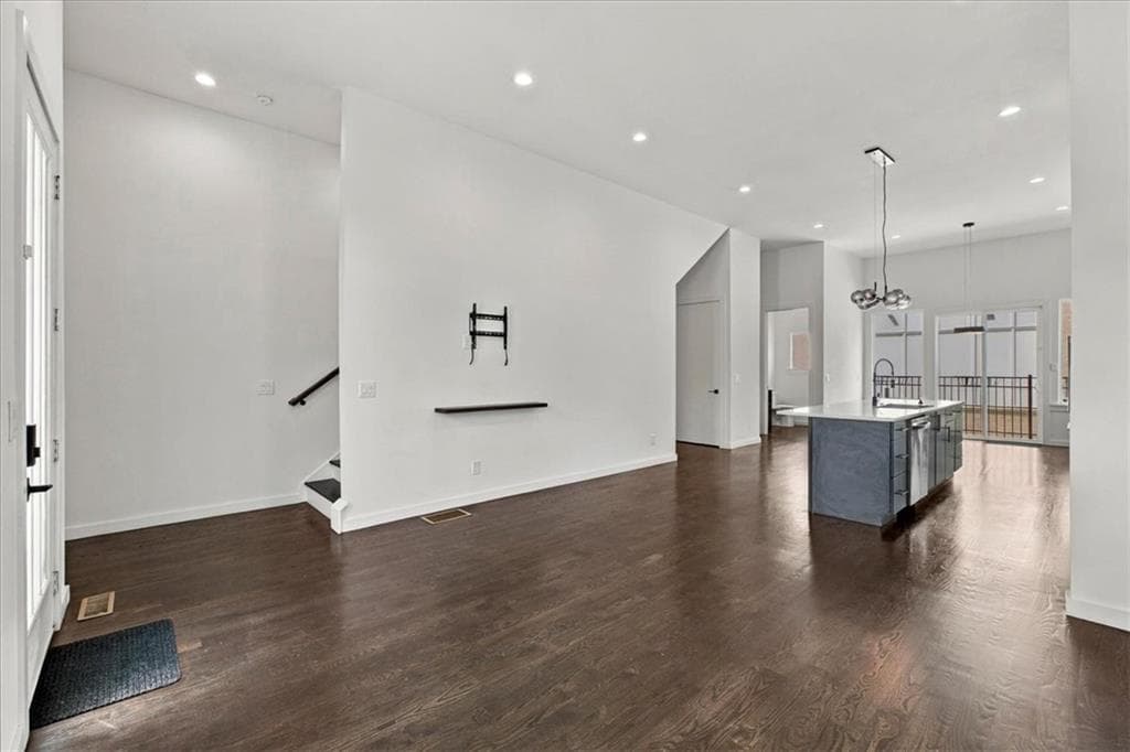 3 bedroom, 4 bathroom, 2,349 sq ft townhouse for sale at 2174 Bristol Cove, Atlanta, GA 30341 — photo 10
