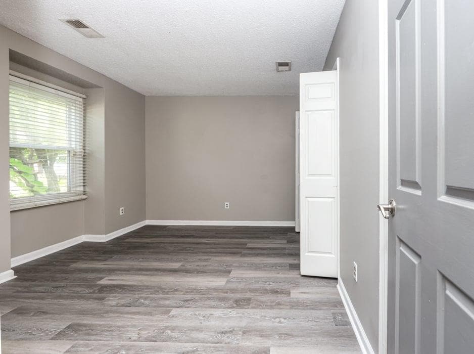 2 bedroom, 2 bathroom, 1,319 sq ft townhouse for rent at 5031 Bell Drive, Smyrna, GA 30080 for $2,000 a month — photo 3