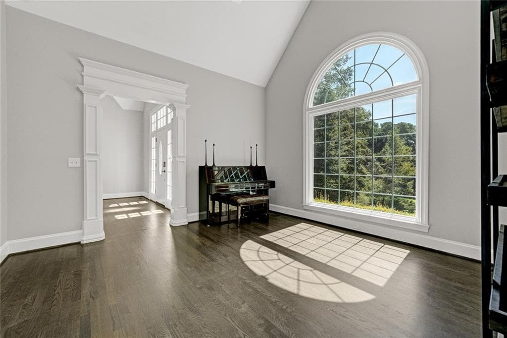 5 bedroom, 5 bathroom, 4,250 sq ft single family residence under contract at 434 Westlake Drive, Marietta, GA 30064 — photo 5