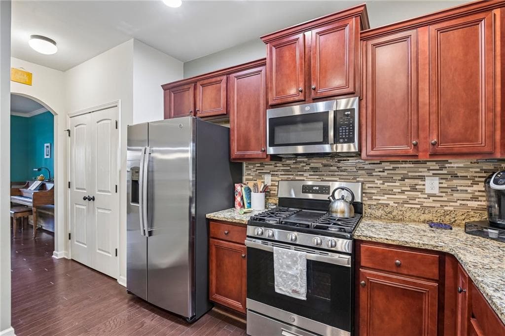 4 bedroom, 4 bathroom, 2,899 sq ft single family residence for sale at 350 Parc Crossing, Acworth, GA 30102 — photo 9