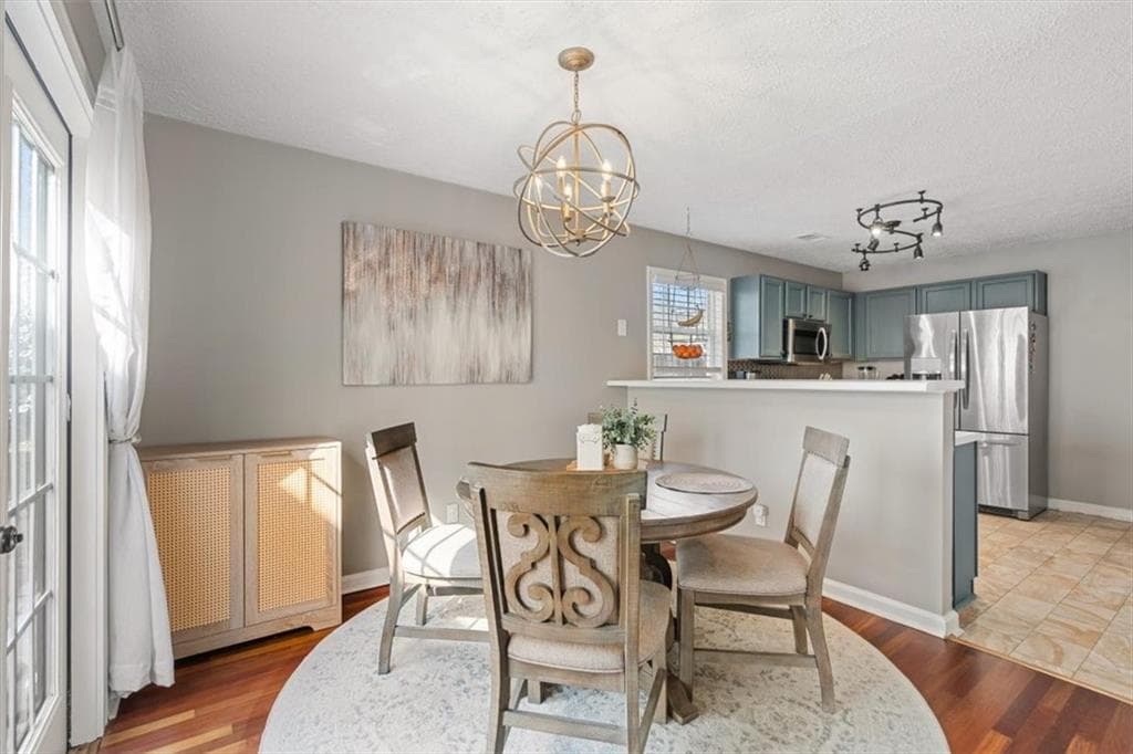 2 bedroom, 3 bathroom, 1,078 sq ft single family residence for sale at 1061 Daventry Crossing, Woodstock, GA 30188 — photo 6