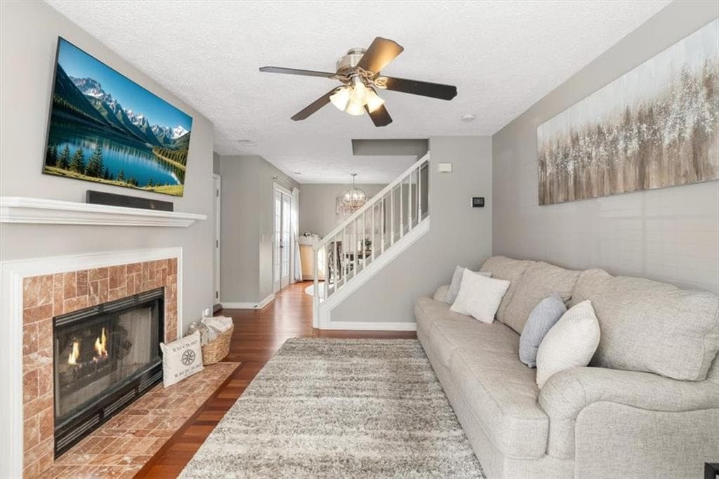 2 bedroom, 3 bathroom, 1,078 sq ft single family residence for sale at 1061 Daventry Crossing, Woodstock, GA 30188 — photo 10