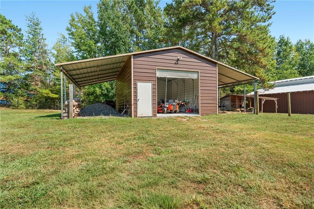 4 bedroom, 5 bathroom, 5,356 sq ft single family residence for sale at 7180 Westray Road, Cumming, GA 30028 — photo 7
