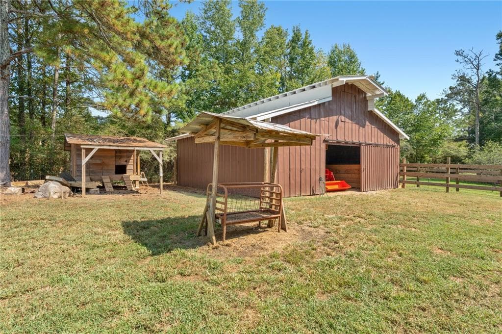 4 bedroom, 5 bathroom, 5,356 sq ft single family residence for sale at 7180 Westray Road, Cumming, GA 30028 — photo 6