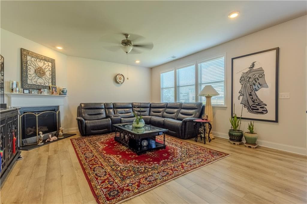 5 bedroom, 3 bathroom, 2,837 sq ft single family residence for sale at 430 Dragonfly Way, Winder, GA 30680 — photo 7