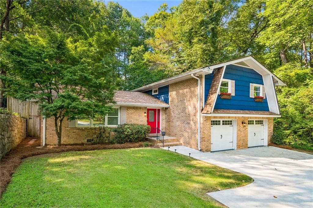 4 bedroom, 3 bathroom, 2,162 sq ft single family residence for sale at 2753 Henderson Court, Tucker, GA 30084 — photo 2