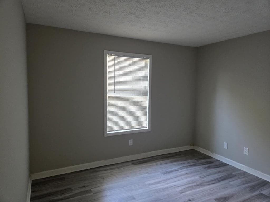 2 bedroom, 2 bathroom, 1,238 sq ft condominium for sale at 9412 Cypress Lane, Jonesboro, GA 30238 — photo 7