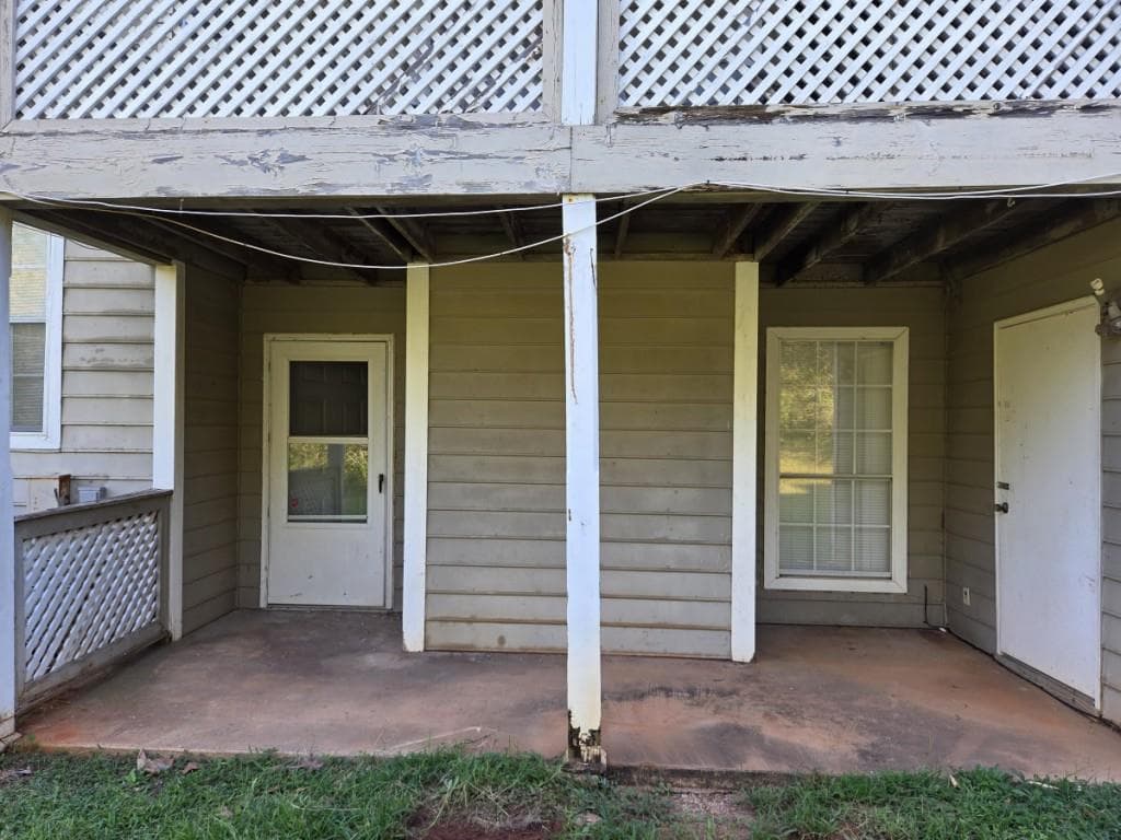 2 bedroom, 2 bathroom, 1,238 sq ft condominium for sale at 9412 Cypress Lane, Jonesboro, GA 30238 — photo 9