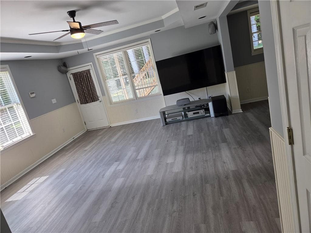 5 bedroom, 5 bathroom, 3,636 sq ft single family residence for rent at 1181 Crofton Landing, Suwanee, GA 30024 for $3,999 a month — photo 5