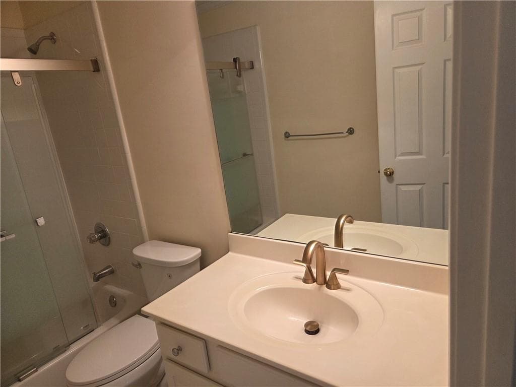 5 bedroom, 5 bathroom, 3,636 sq ft single family residence for rent at 1181 Crofton Landing, Suwanee, GA 30024 for $3,999 a month — photo 8