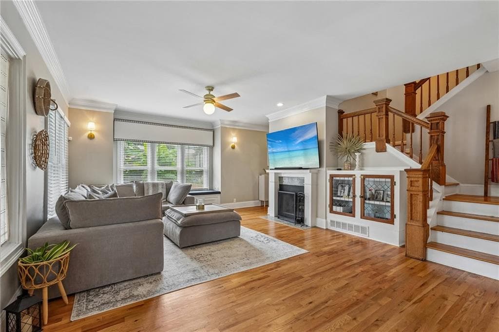 3 bedroom, 4 bathroom, 1,888 sq ft single family residence under contract at 274 Ferguson Street, Atlanta, GA 30307 — photo 6