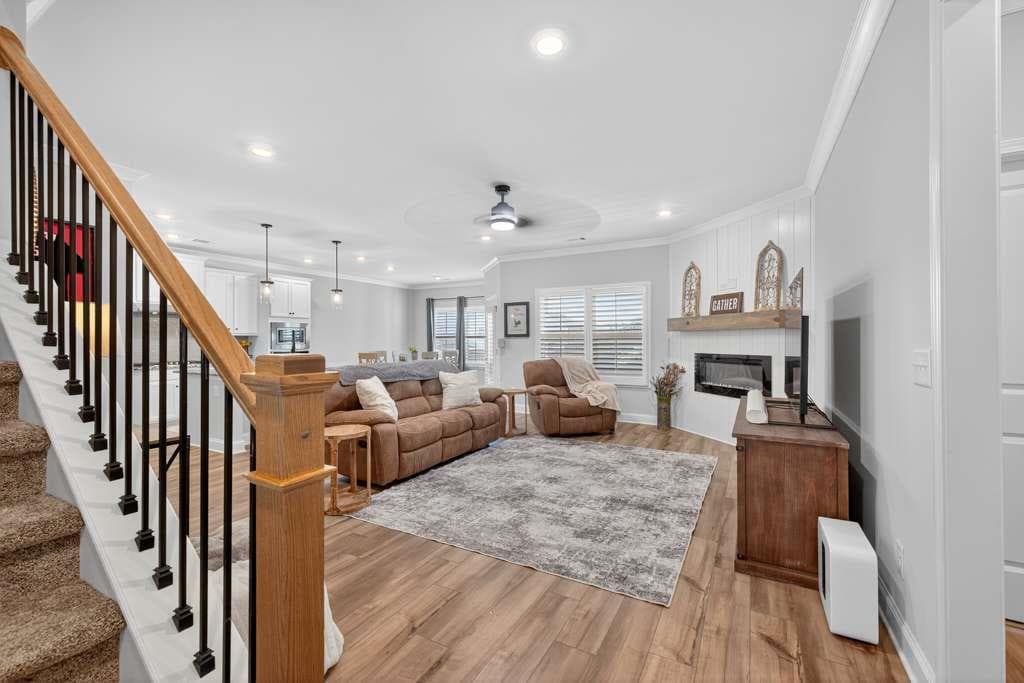 4 bedroom, 3 bathroom, 2,524 sq ft single family residence for sale at 229 Brant Circle, Jefferson, GA 30549 — photo 4