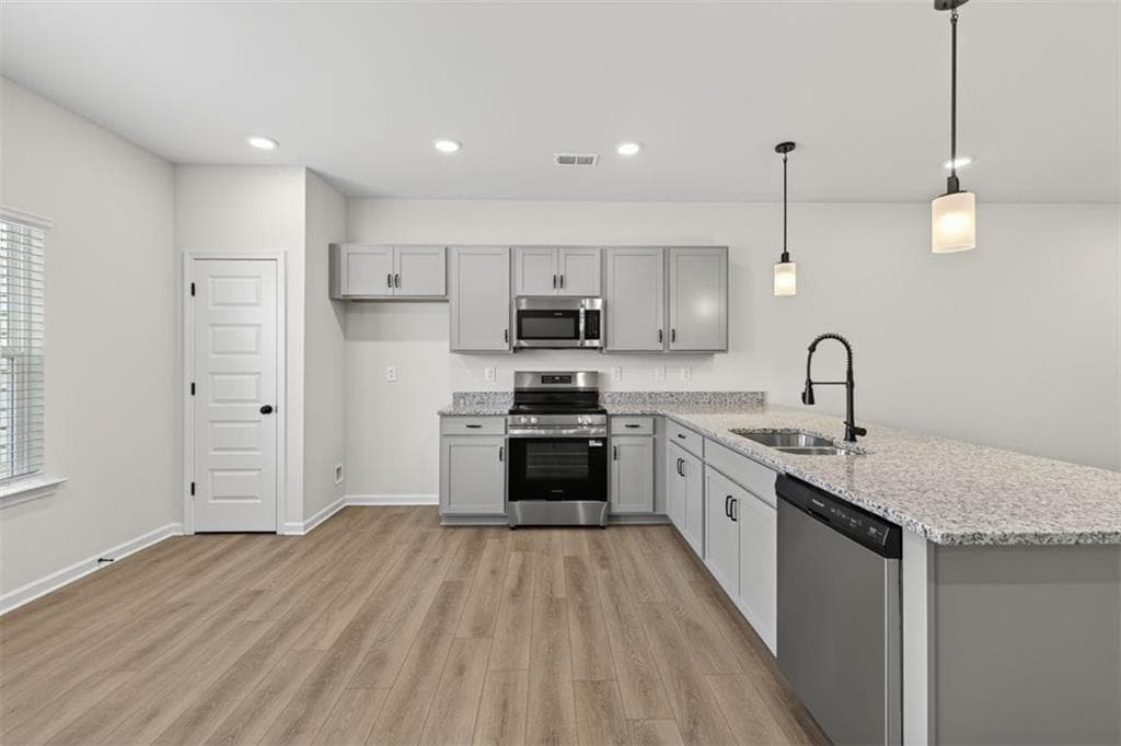 3 bedroom, 3 bathroom, 1,730 sq ft townhouse for sale at 17 Bonsai Way 195, Cartersville, GA 30121 — photo 8