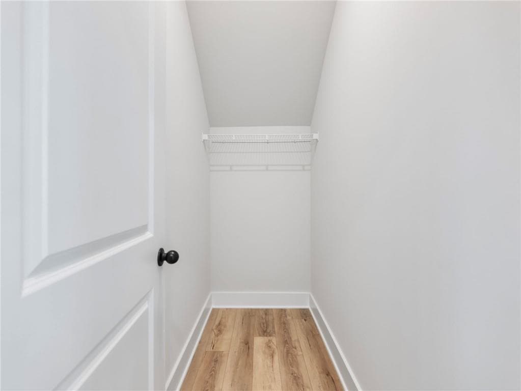 5 bedroom, 4 bathroom, 3,243 sq ft single family residence for sale at 4260 Hosch Reserve Drive, Buford, GA 30519 — photo 9