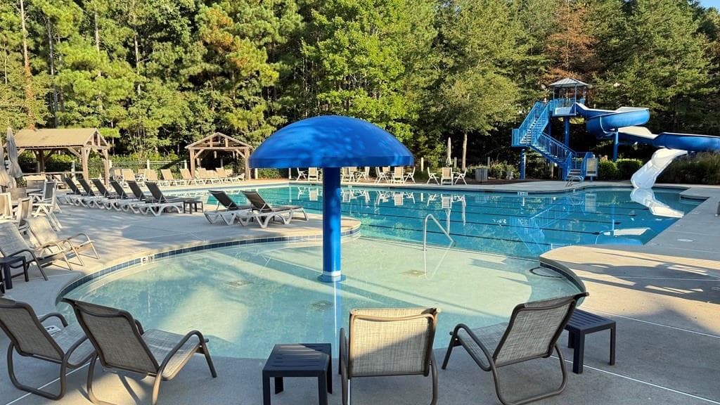 5 bedroom, 4 bathroom, 3,057 sq ft single family residence for sale at 5005 Heathcliff Way, Cumming, GA 30041 — photo 9