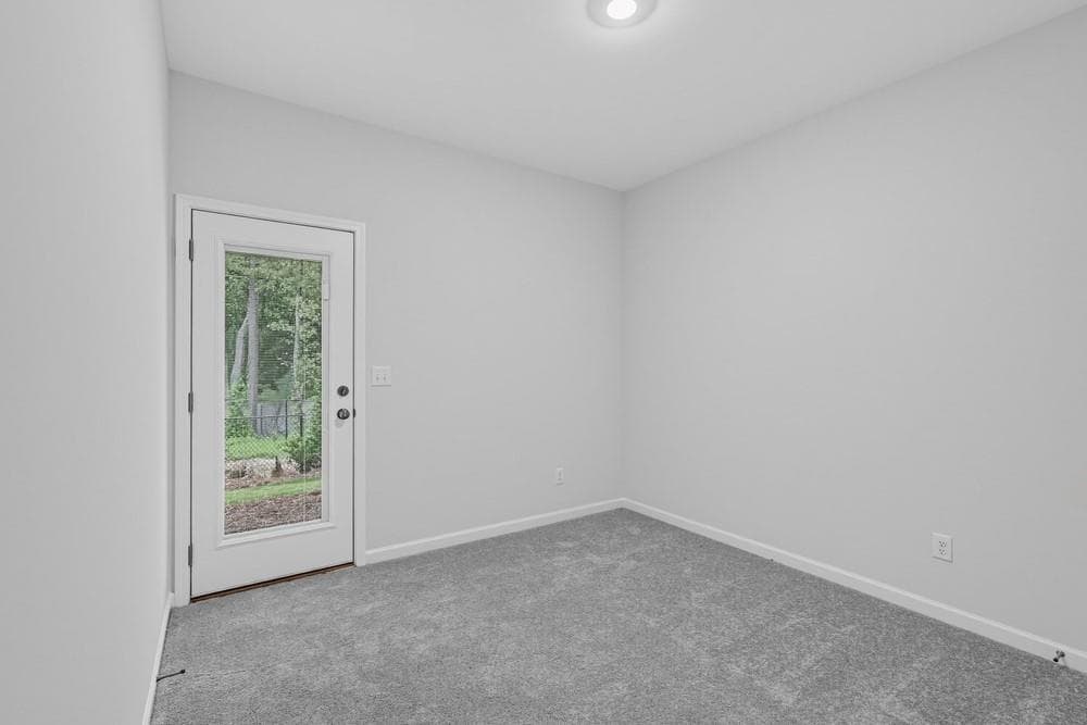 3 bedroom, 4 bathroom, 1,967 sq ft townhouse for sale at 5760 Schelton Place, Mableton, GA 30126 — photo 8