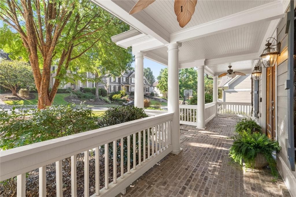5 bedroom, 5 bathroom, 4,615 sq ft single family residence for sale at 6069 Grand Loop Road, Sugar Hill, GA 30518 — photo 8