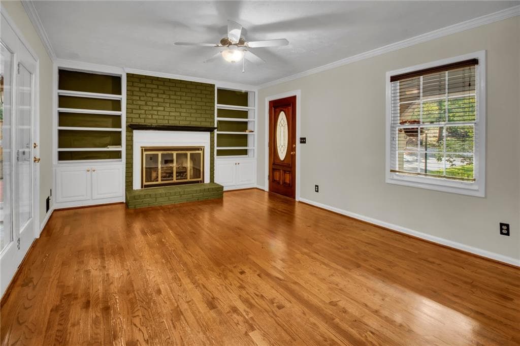 5 bedroom, 4 bathroom, 3,397 sq ft single family residence for sale at 2594 W Fontainebleau Court, Atlanta, GA 30360 — photo 4