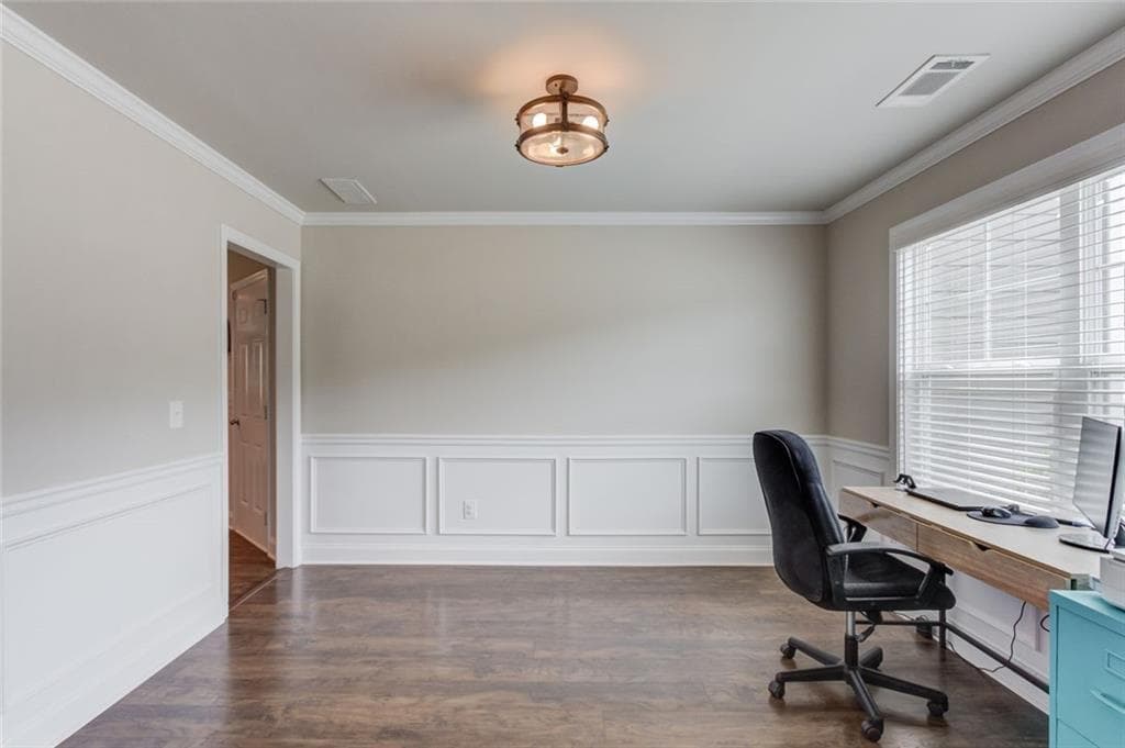 4 bedroom, 3 bathroom, 2,327 sq ft single family residence for sale at 242 Lokeys Circle, Bethlehem, GA 30620 — photo 8