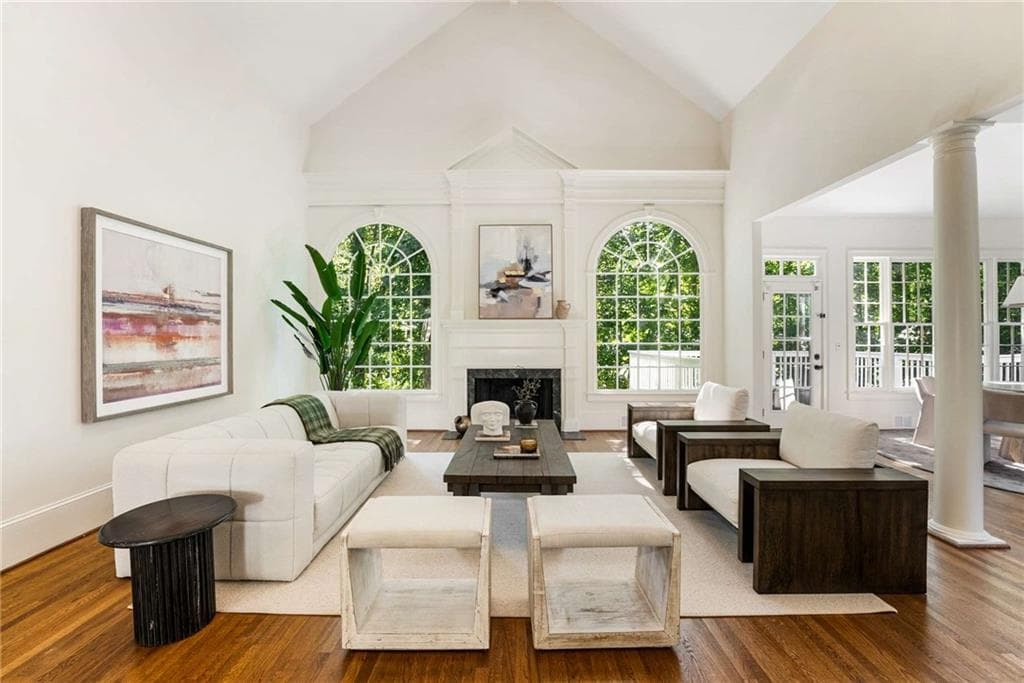 6 bedroom, 5 bathroom, 6,778 sq ft single family residence for rent at 5135 Falcon Chase Lane, Atlanta, GA 30342 for $5,400 a month — photo 8