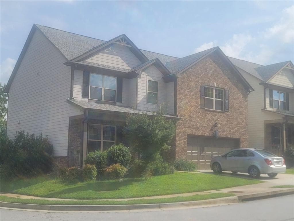 5 bedroom, 3 bathroom, 2,594 sq ft single family residence under contract at 6448 Panasa, Norcross, GA 30093
