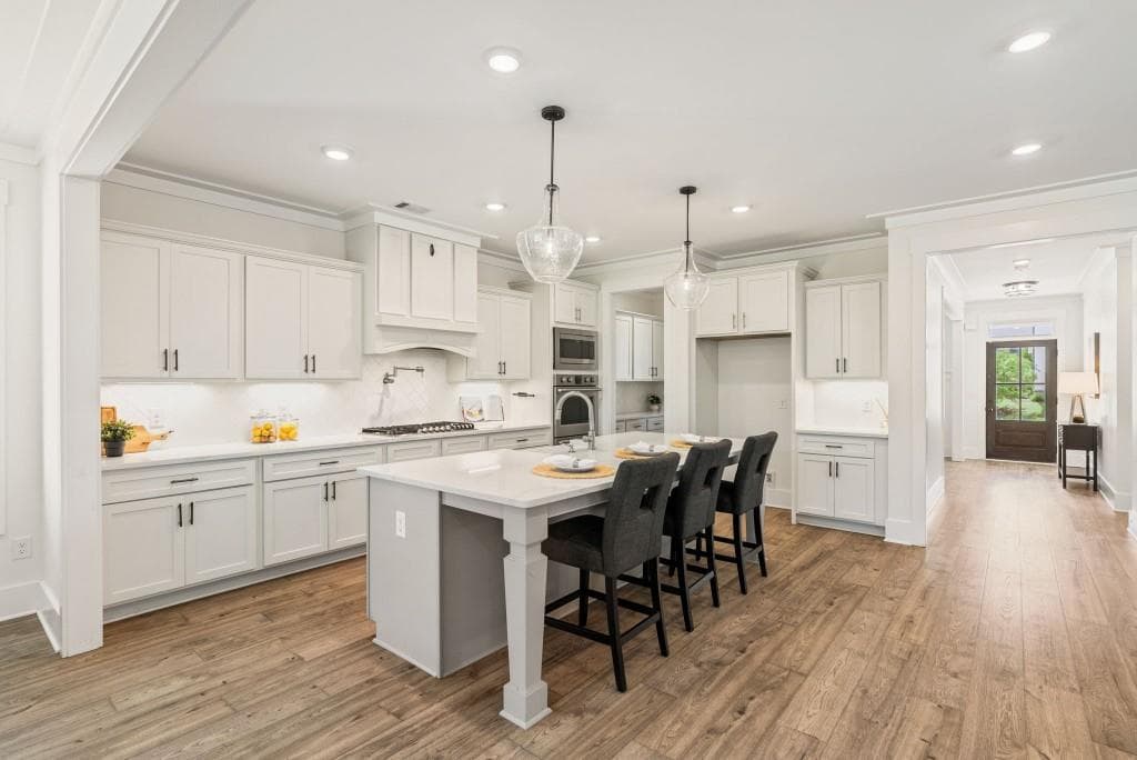 4 bedroom, 3 bathroom, 2,848 sq ft single family residence for sale at 936 Clubside Drive, Monroe, GA 30655 — photo 4