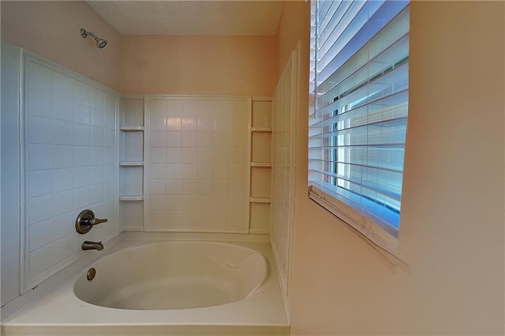 3 bedroom, 3 bathroom, 2,115 sq ft single family residence for rent at 108 Silver Bow Lane, Dallas, GA 30157 for $1,925 a month — photo 10